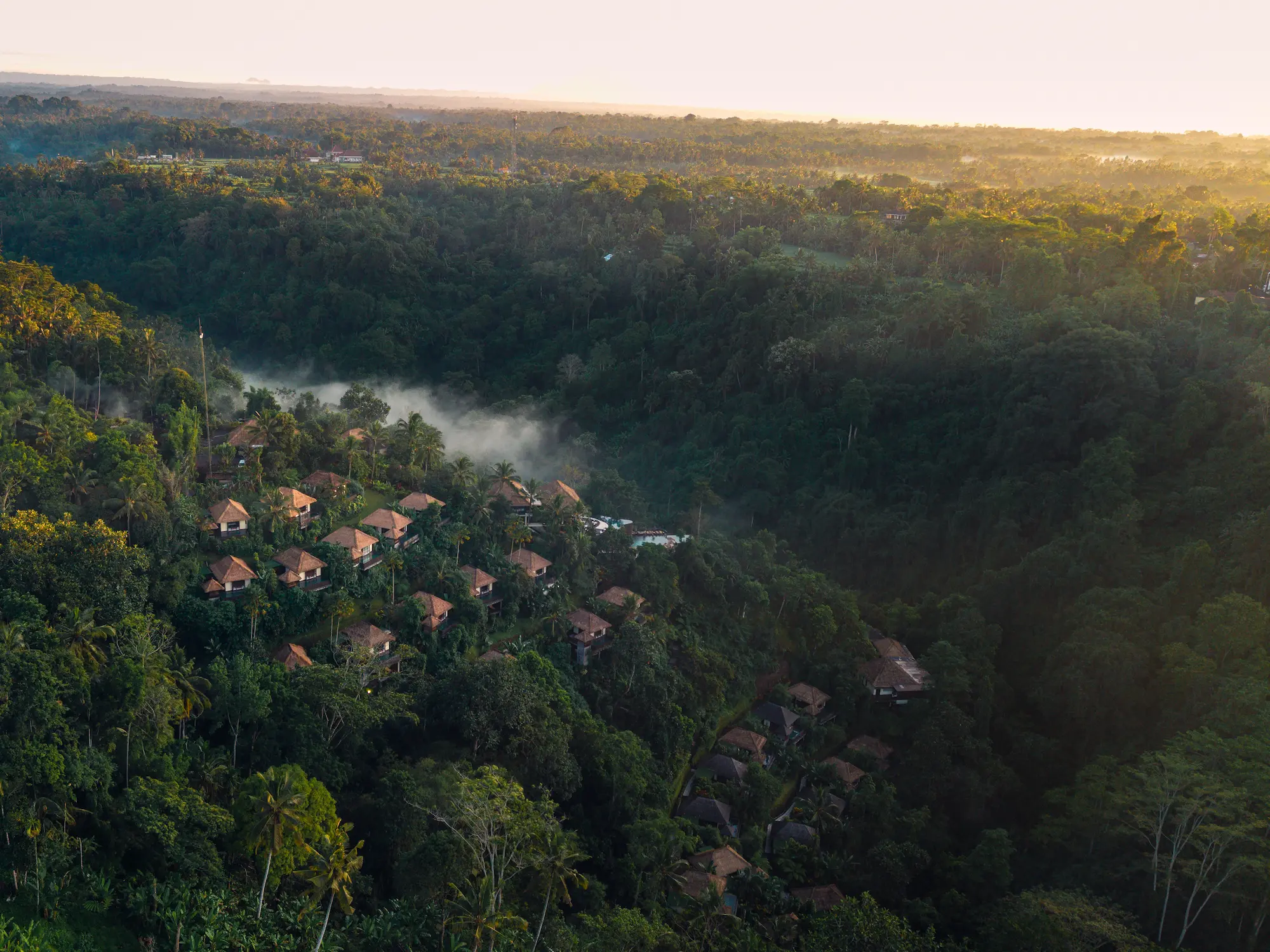 Hanging Gardens of Bali resort surrounded by tropical rainforest in Ubud>
        </div>
        <!--[if BLOCK]><![endif]--><!--[if ENDBLOCK]><![endif]-->
    </section>
    <!--[if ENDBLOCK]><![endif]-->
        <!--[if BLOCK]><![endif]-->    <section class=