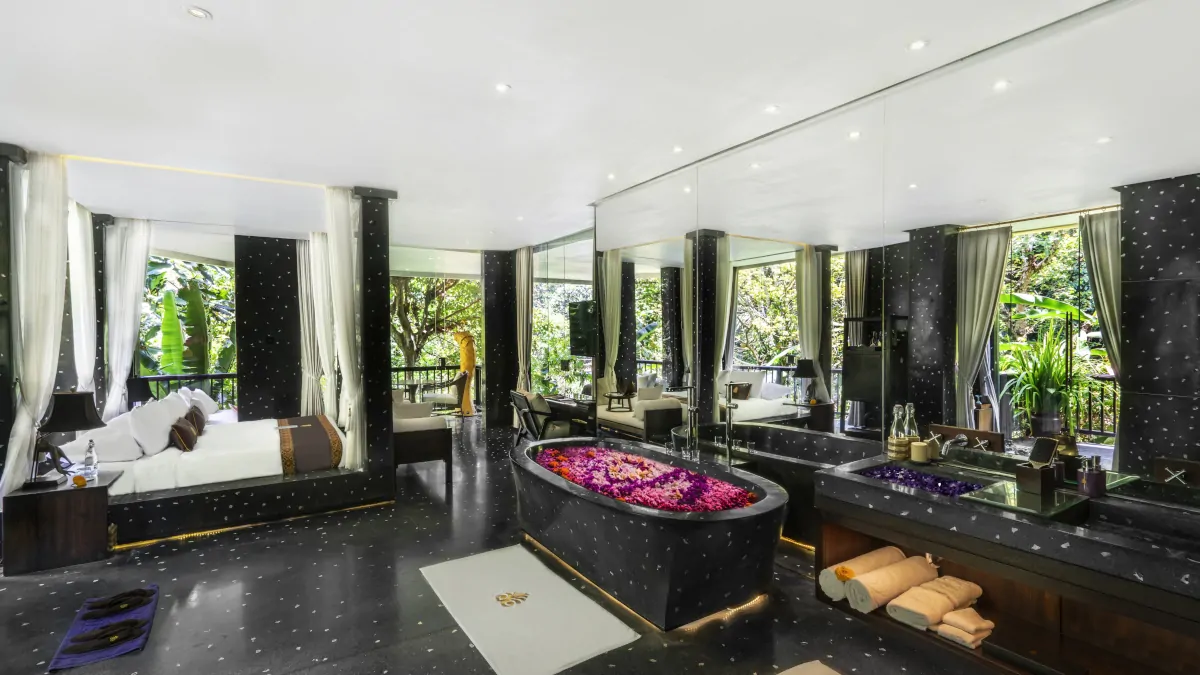 Royal Spa Suite