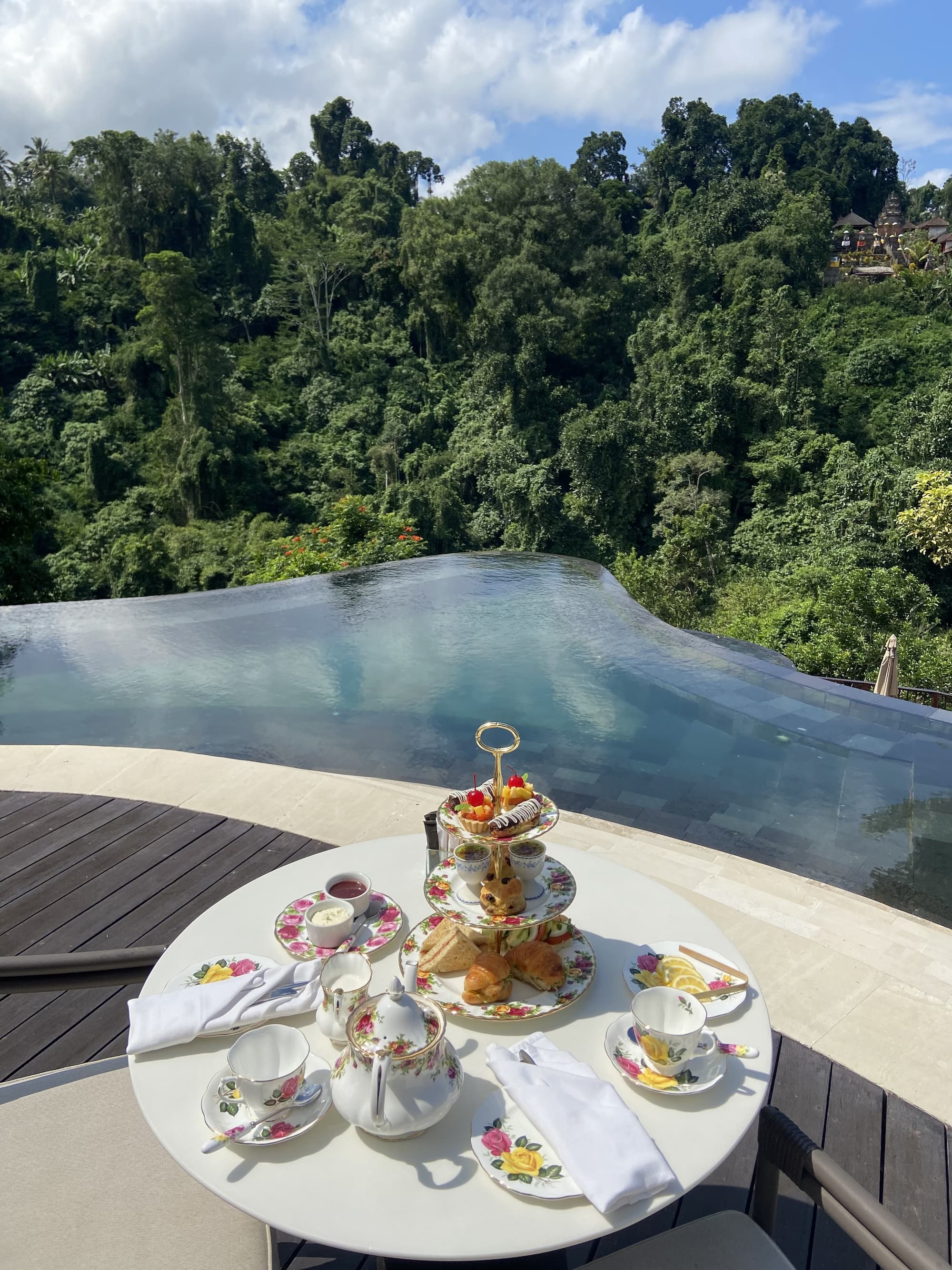 Afternoon high tea in the heart of the jungle 2